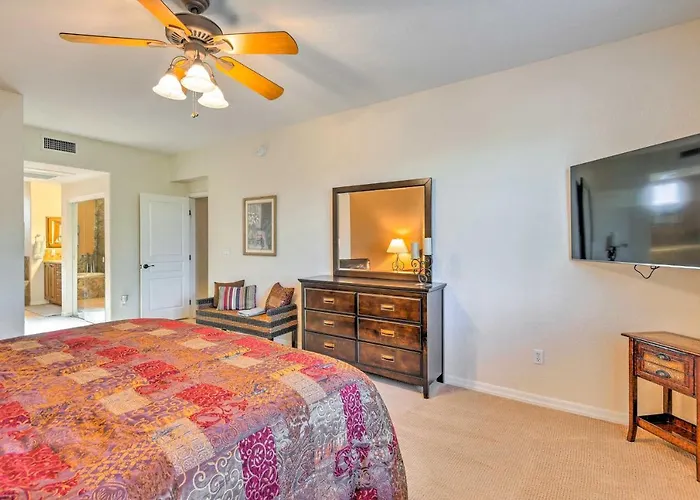 Pool, Balcony & Golf Course Views: Gem *