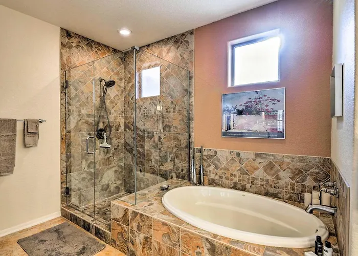 Pool, Balcony & Golf Course Views: Gem Scottsdale