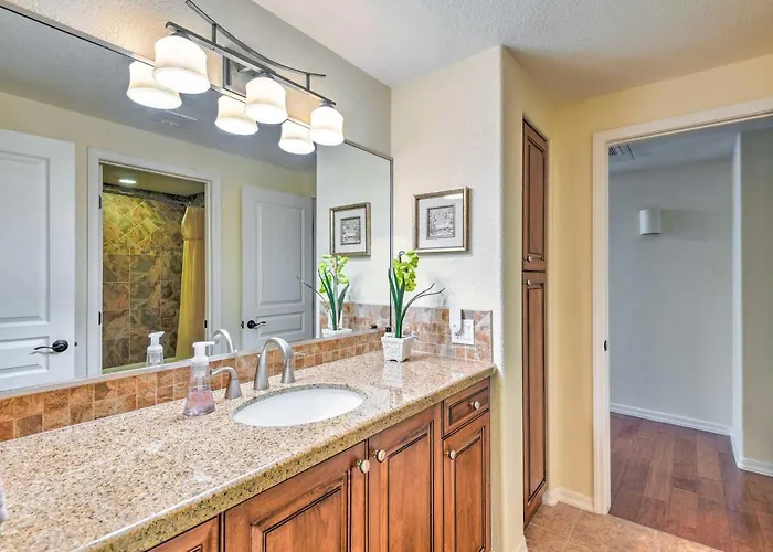 Holiday home Pool, Balcony & Golf Course Views: Gem *