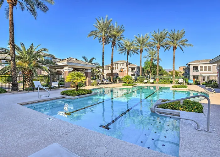 Holiday home Pool, Balcony & Golf Course Views: Gem *