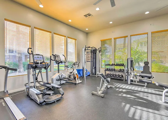 Pool, Balcony & Golf Course Views: Gem Scottsdale