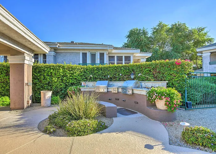 Pool, Balcony & Golf Course Views: Gem Holiday home *
